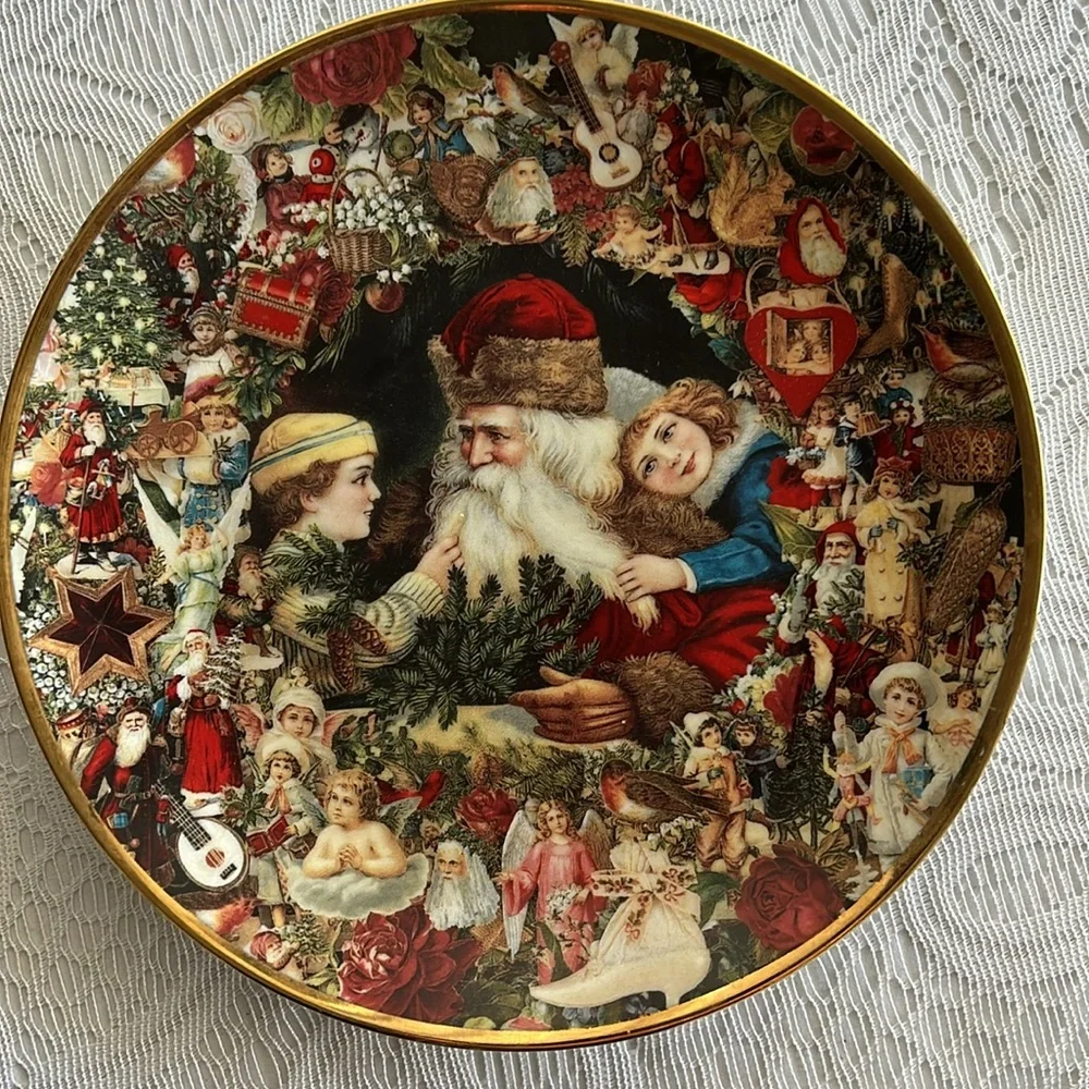 Plate collection. A visit from St Nicholas.